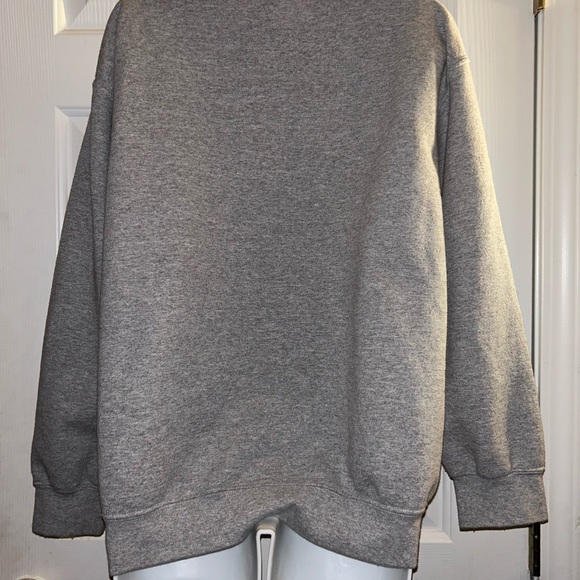 Women’s sweater size medium - Picture 4 of 8